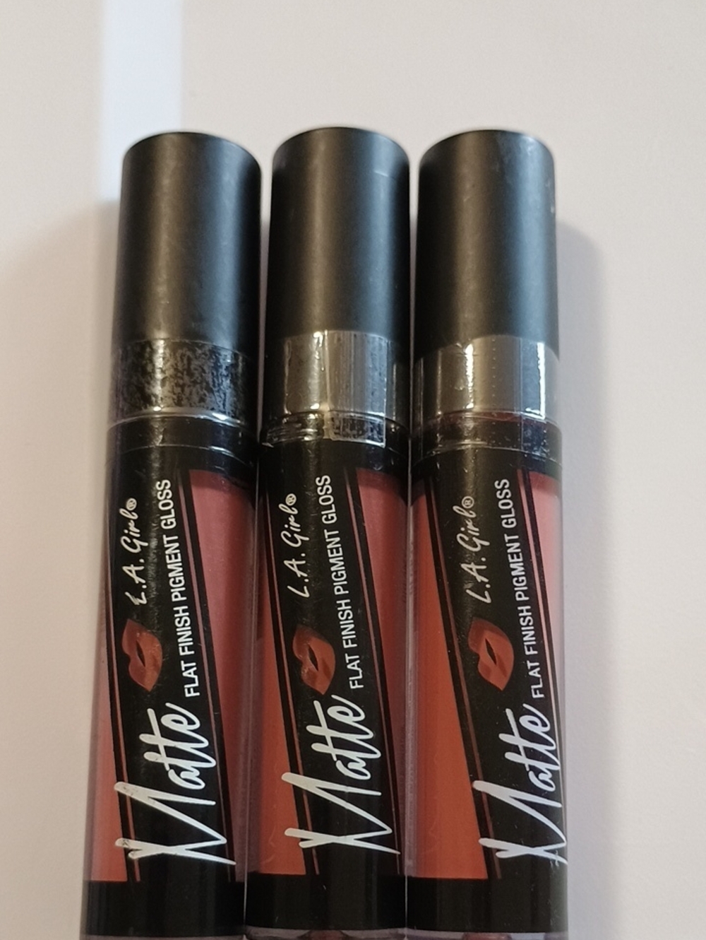 3 x LA Girl Matte Flat Finish Pigment Gloss Dreamy